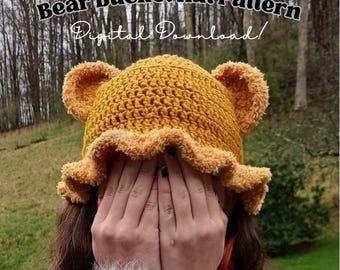 Mönster med fuzzy bear-hatt