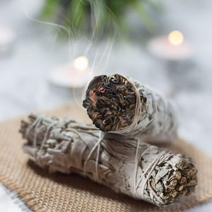 Patyczki do ocierania białej szałwii 4 cale – naturalne suszone pęczki szałwii, ręcznie wiązana aromatyczna szałwia, hurtowe partie do domu i wystroju wnętrz