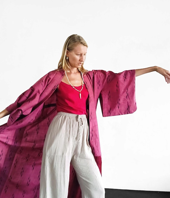 Vintage 1970s Red Japanese Kimono Boho Ikat Kimono Ikat Traditional Japanese Long Maxi Jacket Women's Men's Unisex