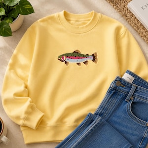 トラウトの刺繍入りサマークルーネック