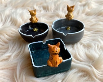 Cat-Shaped Ceramic Ashtray with Adorable Golden Poop Design - 3 Variations