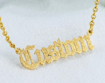 Benutzerdefinierte alte englische Namen Halskette | Gefrosteter Gothic Schmuck