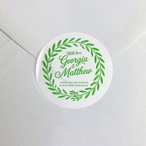 Pegatinas personalizadas "Dulce comienzo" para boda - Corona de vegetación transparente - Nombres personalizados, sellos de agradecimiento