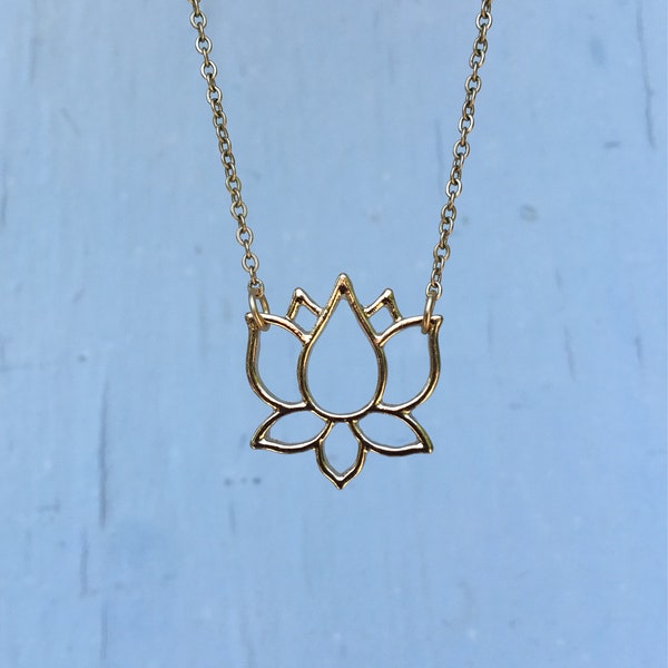 Gold Lotus Choker Necklace | Open Petals Blooming Flower Necklace Delicate Daity Feminine Jewelry