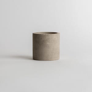 Small Concrete Planter - Minimalist Handmade Concrete Pot for Indoor Plants - Japandi Scandinavian Desk Decor - Design 7