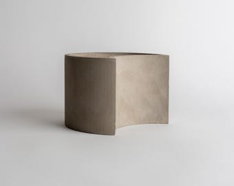 Crescent Moon Concrete Planter - Minimalist Handmade Concrete Pot for Succulents and plants - Scandinavian Japandi Table Decor - Design 11