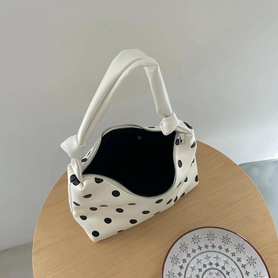 Black Leather Shoulder Handbags