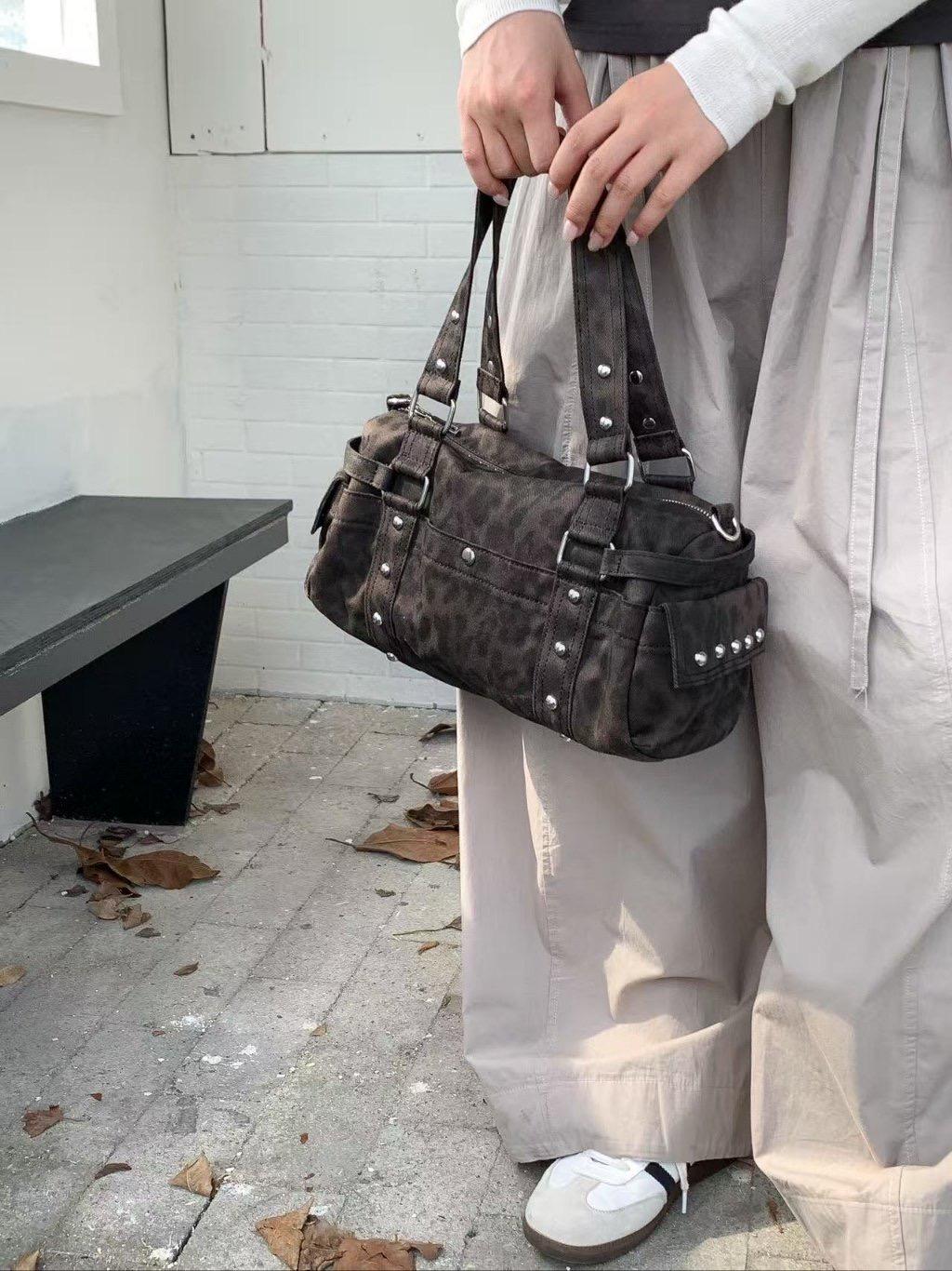 バッグ Archive - Leopard Boston Hand Bag - Y2K Leopard Print Shoulder Bag, Y2K Retro Boston Purse, Faux Suede