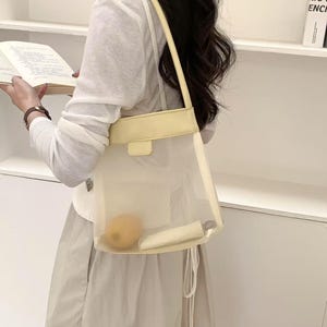 Minimalist Mesh Shoulder Bag, Transparent Summer Tote, Clear Purse with Heart Charm, Lightweight Daily Bag for Women