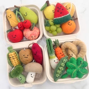 Handmade Felt Fruit & Veggie Keychains | Cute Wool Key Ring Gift | Kawaii Food Bag Charm | Teacher Gift | Easter Basket Stuffer