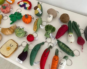 Choose Any 2 Wool Felt Keychains Set, Handmade Fruit & Vegetable Keychain, Bag Charm Keyring, Stocking Stuffer Gift, Cute Felt Charm