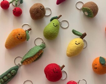 手作りフェルトのフルーツ＆野菜キーホルダー｜かわいいウールのフード