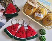 Handmade Felt Watermelon Keychain – Cute Fruit Bag Charm, 100% Wool Keyring, Summer Accessory, Kawaii Gift for Her, Car Key Holder