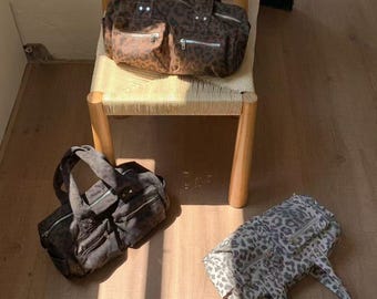 Leopard Print Shoulder Bag | Y2K Retro Tote Purse | Casual Travel Duffle Bag with Pockets | Trendy Animal Print Handbag