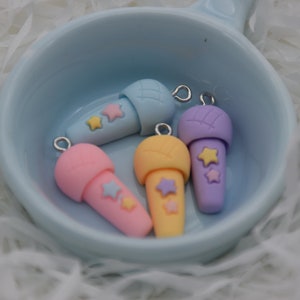 12 Resin/Plastic Microphone Cabochons Scrapbook,Christmas Tree Ornament,Party Decor,House Decoration,Kawaii Decoden Cute Charms,28mmx11mm