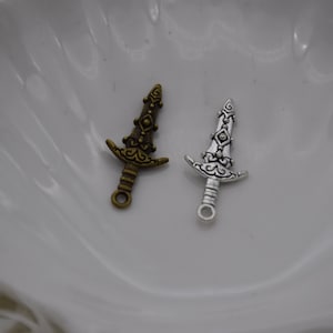 50 Mini Knife Katana Sword Charm Pendant Necklace Ornament Bracelet Decoration Earring Crafts 28mm*12mm