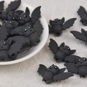 Braccialetto con perline a pipistrello, regalo per amanti dei