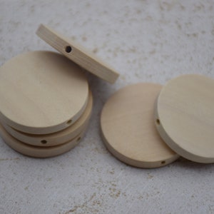 30mm Round Wooden Beads Charms,DIY Flat Wooden Disc Circle,Natural Unfinished Plain Wooden Pendants,Wood Earring Bead DIY Jewelry Findings