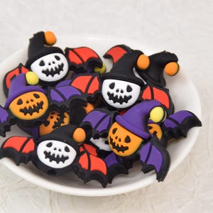 3Dハロウィンパンプキンコウモリシリコンビーズ、不気味なフォーカルビーズ、DIYルースペンビーズ、フォーカスギフトビーズ、ストラップビーズ、チャームビーズ、卸売ビーズ