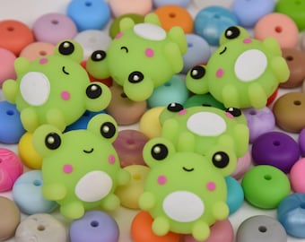 Cuentas de silicona con forma de rana verde 3D, cuentas de animales para bolígrafo, dijes de regalo, accesorios de joyería, suministros para manualidades con cuentas, pulseras y cordones.