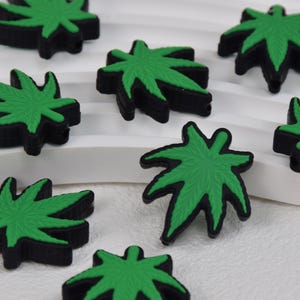 Marijuana Leaf Cannabis Focal Silicone Beads,DIY Pen Loose Bead,Gifts Charms Beads,Jewelry Accessories,Craft Supplies,Lanyard,Keychain Beads