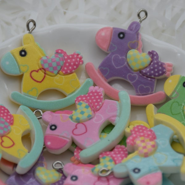 10 Resin/Plastic Toy Trojan Cabochons,Christmas Tree Ornament,Party Decoration,Kawaii Decoden Cute Horse Charms,33mmx33mm