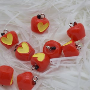 10 Resin/Plastic Red Apple Core Cabochons,Christmas Tree Ornament,Party Decor,House Decoration,Kawaii Decoden Cute Fruit Charms,14mmx13mm
