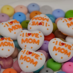 3D I Love Mom Fokal Silikon Perlen,Herz DIY Fokus Stift Perle,Geschenk Charms,Schmuckzubehör,Handwerk Perlen Zubehör,Armband,Schlüsselband Perlen