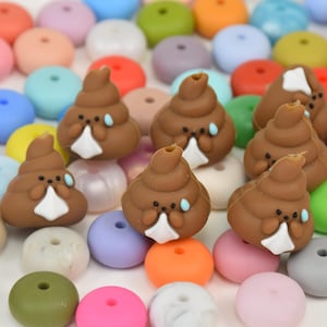 Cuentas de silicona con forma de emoji de caca 3D, cuentas con forma de bolígrafo con mensaje humorístico, dijes para regalo, accesorios de joyería, suministros para manualidades con cuentas, pulseras y cordones.