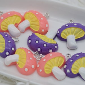 8 Resin/Plastic Mushroom Cabochons,Christmas Tree Ornament,Party Decor,House Decoration,Kawaii Decoden Cute Charms Pendants,29mmx27mm