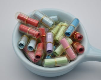 Mix Colors-100 Kawaii Przezroczyste Kapsułki Pigułek Kaboszonów Puste Wiadomość List Przezroczyste Pigułki Scrapbooking Słoik Życzeń Tworzenie Decoden, 21mm x 6mm