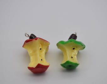 8 cabujones de resina/plástico con forma de corazón de manzana, para árbol de Navidad, decoración de fiestas, decoración del hogar, adorables dijes de frutas Kawaii Decoden, 33 mm x 21 mm