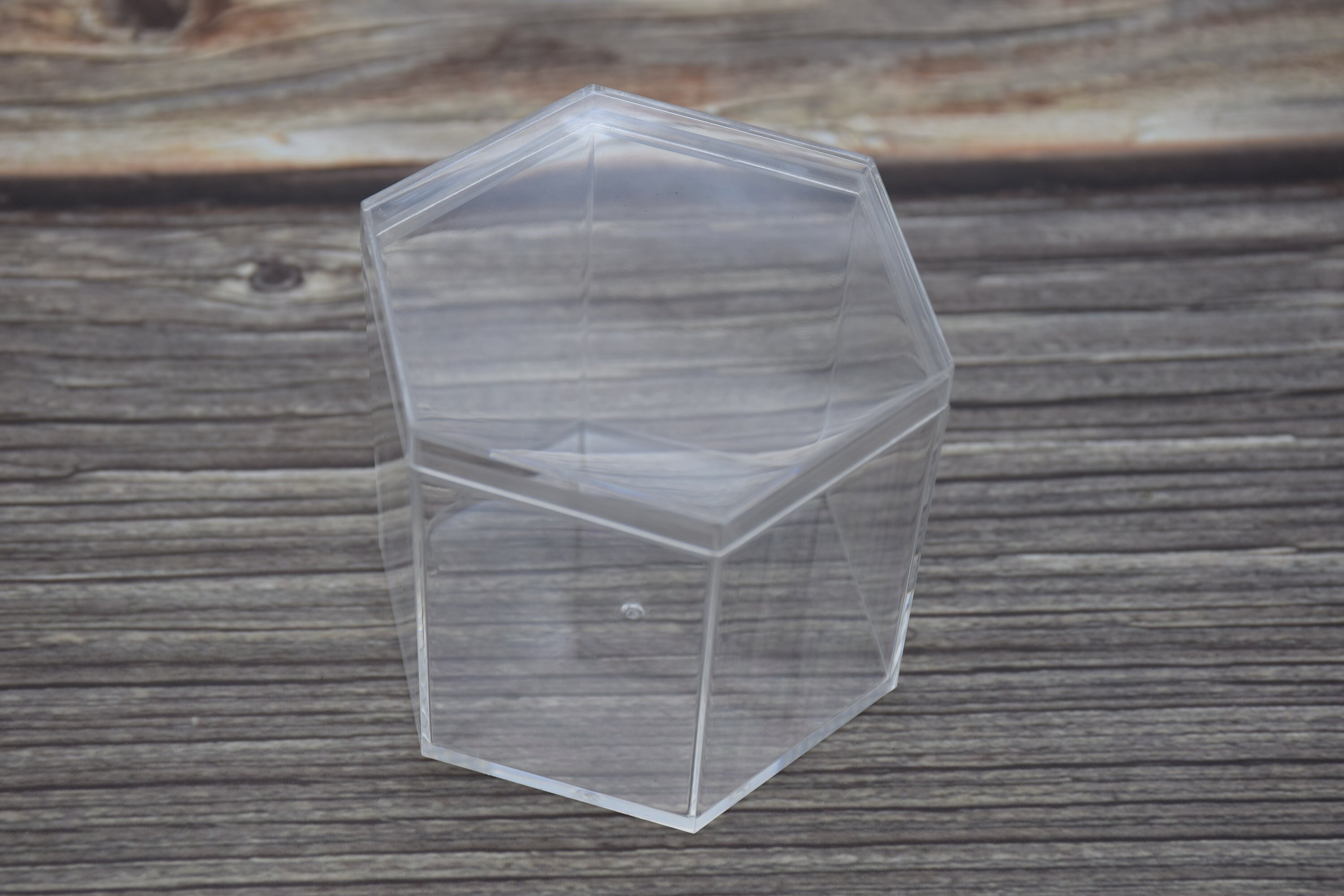 2PCS 65mmx60mmx55mm 六角形透明プラスチックボックス、蓋付きボックス