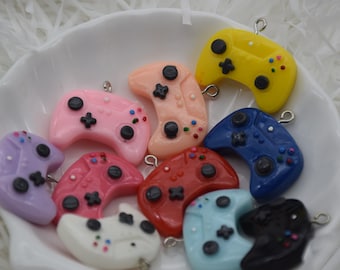 10 Harz / Kunststoff Videospiel Controller Cabochons,Xbox / PS Ständer,Spiel Bundle Ornament, Kawaii Decoden niedliche Charms Anhänger, 28mmx24mm