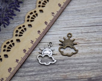 20 Sun Face Charm Sunburst Charm Starburst Cloud Charm Sunshine Sun With Rays Charm Pendant Necklace Bracelet Earring 21mm*16mm