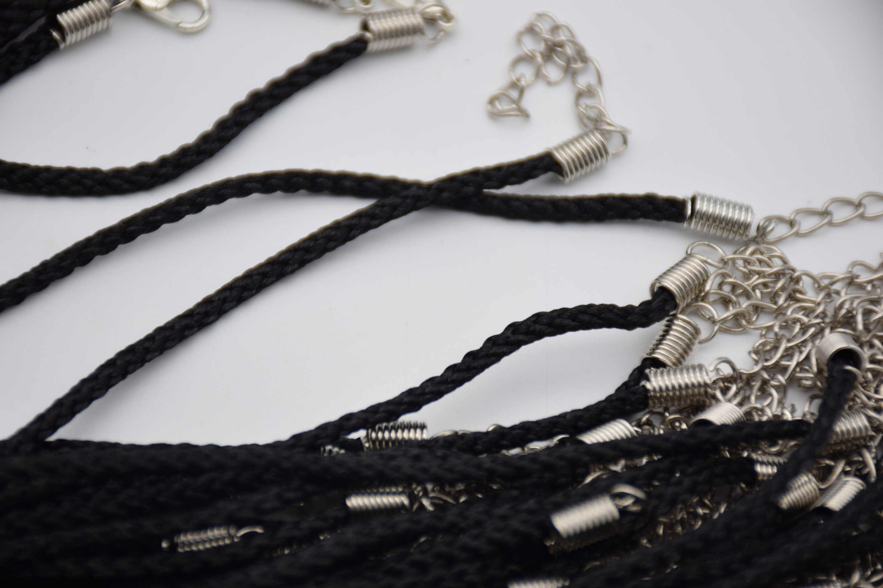 アクセサリー DOUBLE BEAM LINK ON SILKY CORD NECKLACE LargeDoubleBeamLinkwithWhitePa