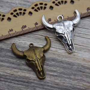 10 Bull Head Charm Cow Charm Cattle Pendant Buffalo Western Charm 32mm*28mm