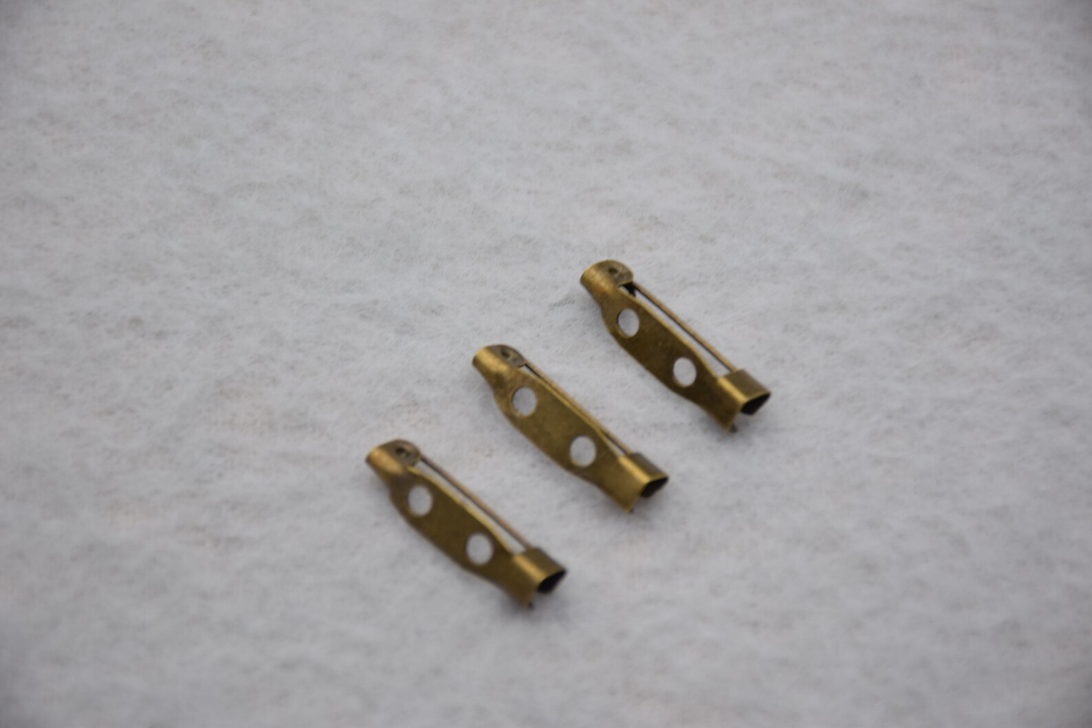 100 Brooch Back Bar Pinsbrooch Pin Claspssafety Pinholes Etsy