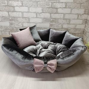 Luxurious Cozy Pet bed-The Perfect Gift for Your Furry Friend,Cozy Dog and Cat Bed,Round & Durable pet bed, Gift for Dog Lovers,Pet Supplies