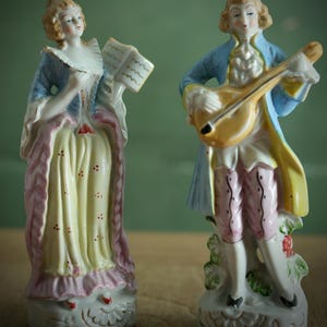 Pair of Japanese Vintage Porcelain Figurines