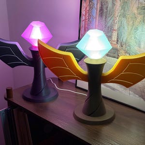 3D-printed LoL-inspired Vision Ward with LED crystal & wings | Fan-made gaming decoration | League, Support, Top lane, Mid lane, ADC
