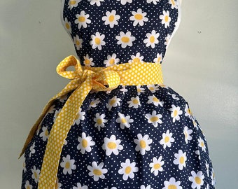 Daisies on Navy Daisy Apron Women's Retro Apron