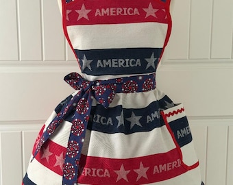 Vintage Tablecloth Patriotic America USA 250th Apron Women's Sized 4-20