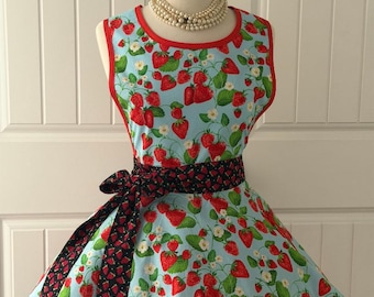 Wild Strawberries with Black Accents Apron Women's Sized 4-20