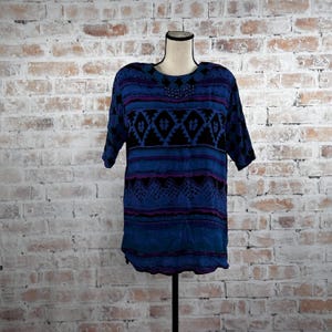 True Vintage 1980s Carole Little Women’s Blue, Purple and Black Watercolor Striped Tribal Print Beaded Short Sleeve Casual Blouse Size 12