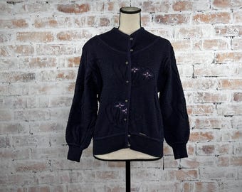 True Vintage 1990s Geiger Women’s Purple Boiled Wool Traditional Austrian Tyrolean Knit Floral Embroidered Dirndl Cardigan Sweater Size 36