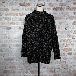 True Vintage Y2K OHI Women’s Black and Gold Glitter Metallic Print Long Sleeve Mock Neck Ribbed Cable Knit Cozy Oversized Pullover Sweater