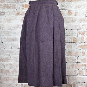 True Vintage 80s J.G. Hook Women’s Purple Solid Print Wool Blend Fully Lined High Waisted Pleated Knee-Length A-Line Midi Skirt with Pocket