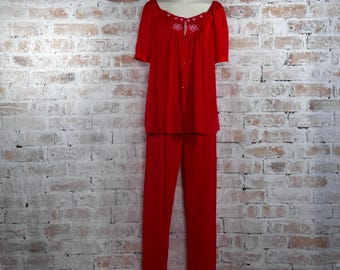 True Vintage 1990s Kelly Reed Collection Women’s Red Floral Embroidered Button Down Babydoll Top Two Piece Matching Pajama Set Size Large