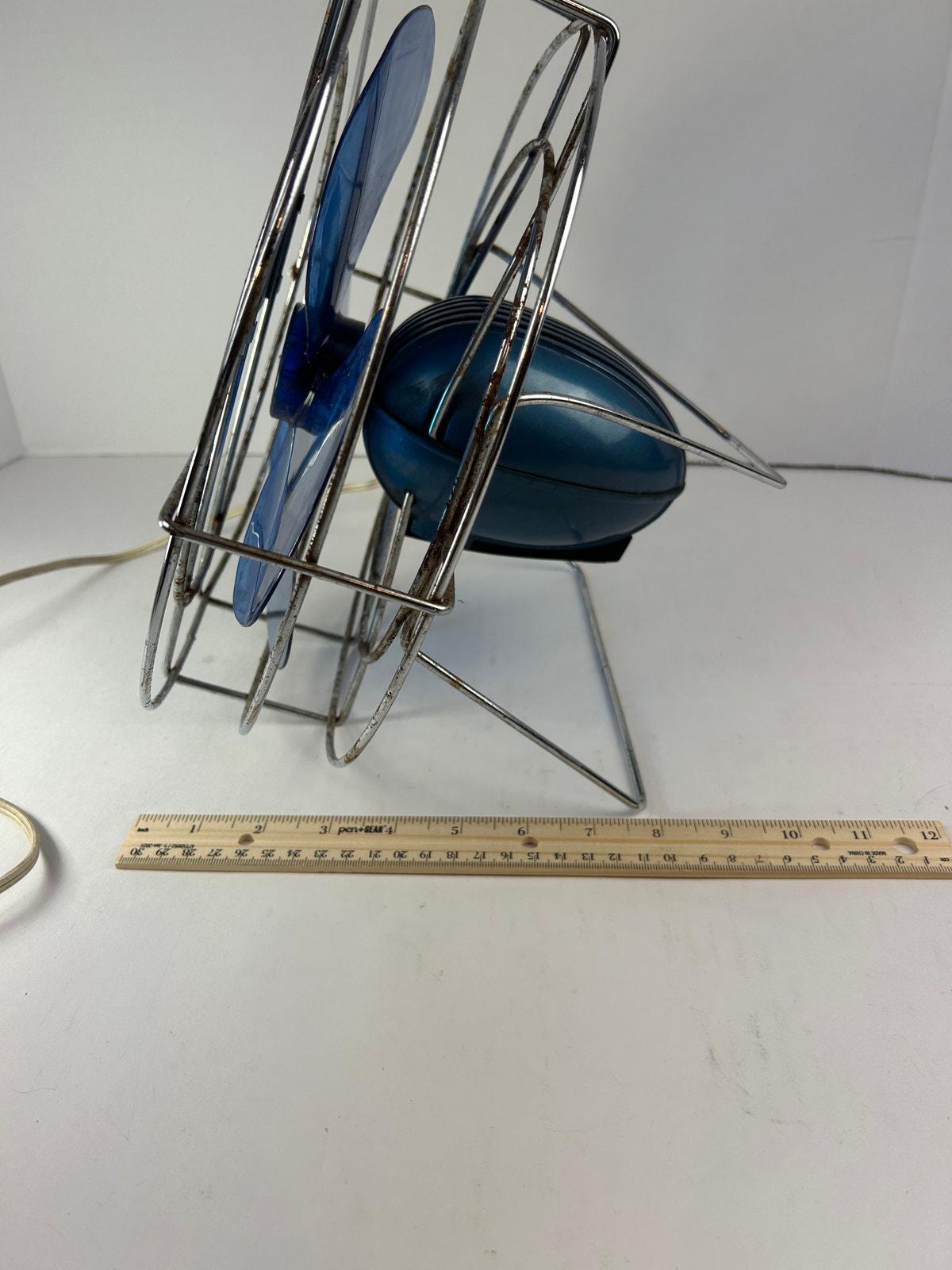Working Westinghouse Flipper Fan Vintage 5-blade Blue Plastic